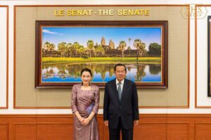 សម្ដេចតេជោ ហ៊ុន សែន ស្វាគមន៍លោកជំទាវ Paetongtarn Shinawatra នាយករដ្ឋមន្រ្តីនៃព្រះរាជាណាចក្រថៃ អញ្ជើញជួបសម្តែងការគួរសម