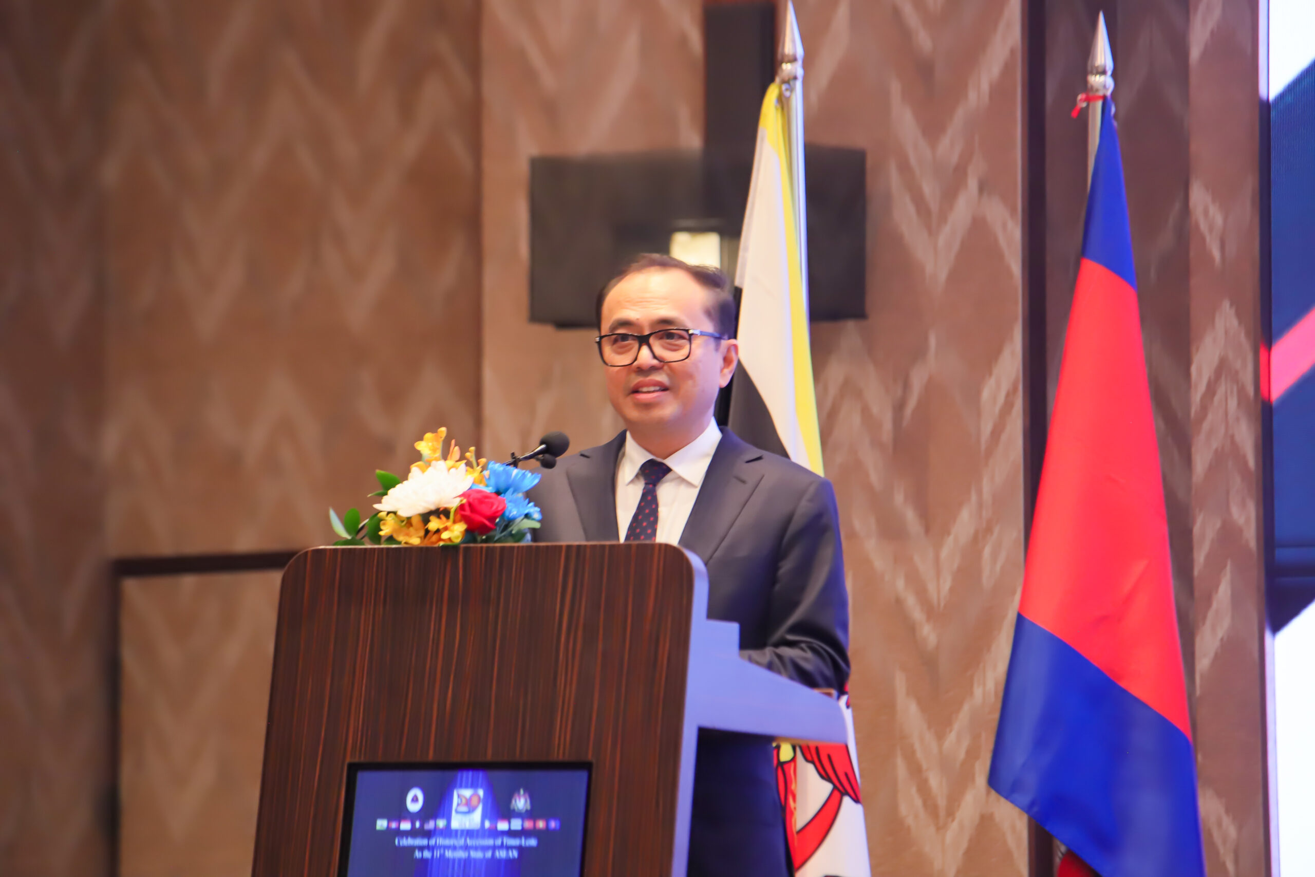 ឯកឧត្តមឧបនាយករដ្ឋមន្រ្តីប្រចាំការ វង្សី វិស្សុត តំណាងរាជរដ្ឋាភិបាលកម្ពុជា ថ្លែងសុន្ទរកថាក្នុងកម្មវិធីអបអរសាទរសាធារណរដ្ឋប្រជាធិបតេយ្យទីម័រឡេស្តេចូលជាសមាជិកអាស៊ានទី១១