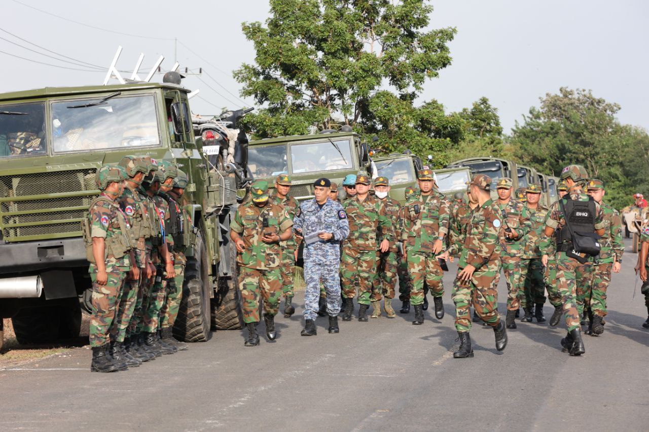 BREAKING: កងទ័ពកម្ពុជា-ថៃ ត្រៀមដកអាវុធធុនធ្ងន់ចេញពីព្រំដែន ទៅកាន់មូលដ្ឋានដើមវិញ ក្នុងដំណាក់កាលទី១