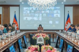 ក្រសួងការបរទេស និងសហប្រតិបត្តិការអន្តរជាតិបានបើកកិច្ចប្រជុំបន្ទាន់ជាមួយអង្គទូតបរទេសប្រចាំព្រះរាជាណាចក្រកម្ពុជាចំនួន៣០អង្គទូត និង៣អង្គការអន្តរជាតិស្តីពីស្ថានការណ៍ជម្លោះព្រំដែនរវាងកម្ពុជា-ថៃ