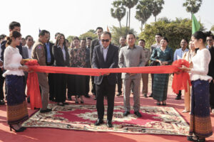 ឯកឧត្តមឧបនាយករដ្ឋមន្ត្រីប្រចាំការ វង្សី វិស្សុត​ អញ្ជើញជាអធិបតីក្នុងពិធីអបអរសាទរការវិនិយោគ ទំហំ ៥០០ លានដុល្លារ របស់ក្រុមហ៊ុនអាម៉េរិក CRL នៅក្នុងខេត្តកំពង់ធំ