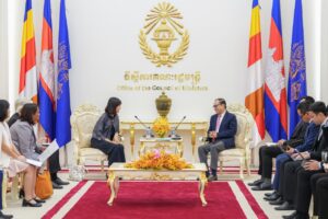 ឯកឧត្តមឧបនាយករដ្ឋមន្ត្រី វង្សី វិស្សុត ស្នើឱ្យសាជីវកម្មហិរញ្ញវត្ថុអន្តរជាតិ (IFC) បន្តពង្រឹងកិច្ចសហប្រតិបត្តិការនិងពង្រីកការវិនិយោគក្នុងវិស័យយុទ្ធសាស្ត្រនៅកម្ពុជា