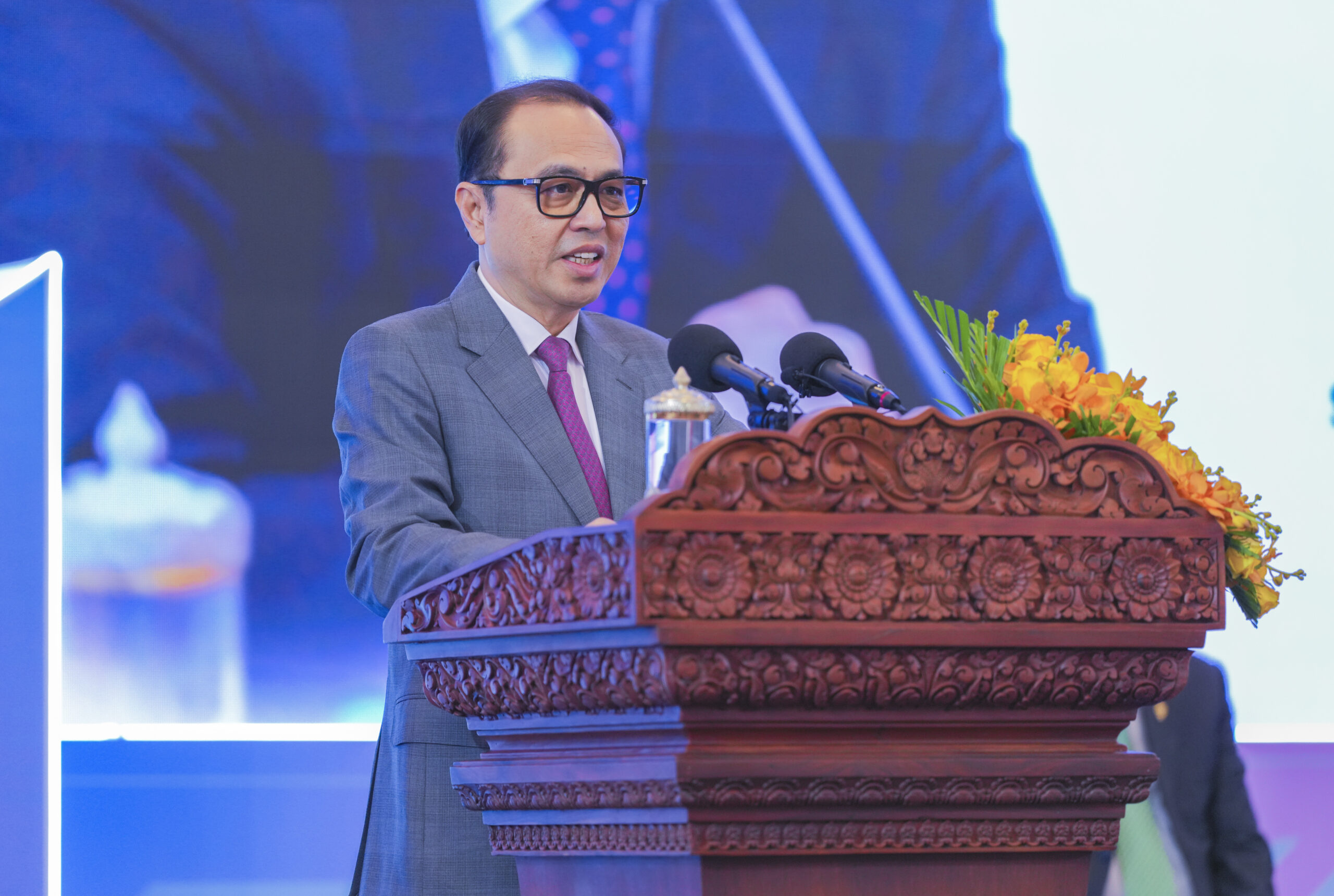 ឯកឧត្តមឧបនាយករដ្ឋមន្រ្តីប្រចាំការ វង្សី វិស្សុត អញ្ជើញជាអធិបតីក្នុងពិធីបើកទិវាជាតិវិទ្យាសាស្ត្រ បច្ចេកវិទ្យា និងនវានុវត្តន៍ លើកទី៤ ក្រោមប្រធានបទ «នវានុវត្តន៍ដើម្បីវឌ្ឍនភាពជាតិ»