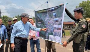 កម្ពុជាប្រកាន់ខ្ជាប់ការប្តេជ្ញាចិត្តមុតមាំក្នុងការដោះស្រាយបញ្ហាព្រំដែនដោយសន្តិវិធីនិងគោលជំហរជាគោលការណ៍ថាខ្សែព្រំដែនមិនត្រូវបានផ្លាស់ប្តូរដោយការប្រើកម្លាំង