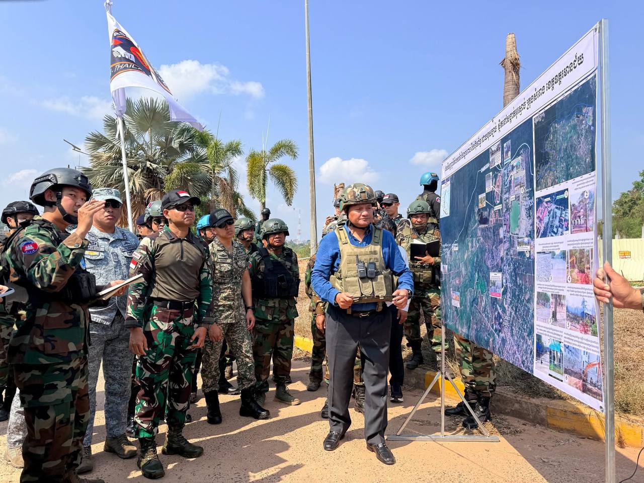 ក្រុមអ្នកសង្កេតការណ៍អាស៊ាន(AOT) ចុះសង្កេតការណ៍ ផ្ទៀងផ្ទាត់ និងរាយការណ៍អំពីស្ថានភាពព្រំដែននៅតំបន់ច្រកអូរស្មាច់