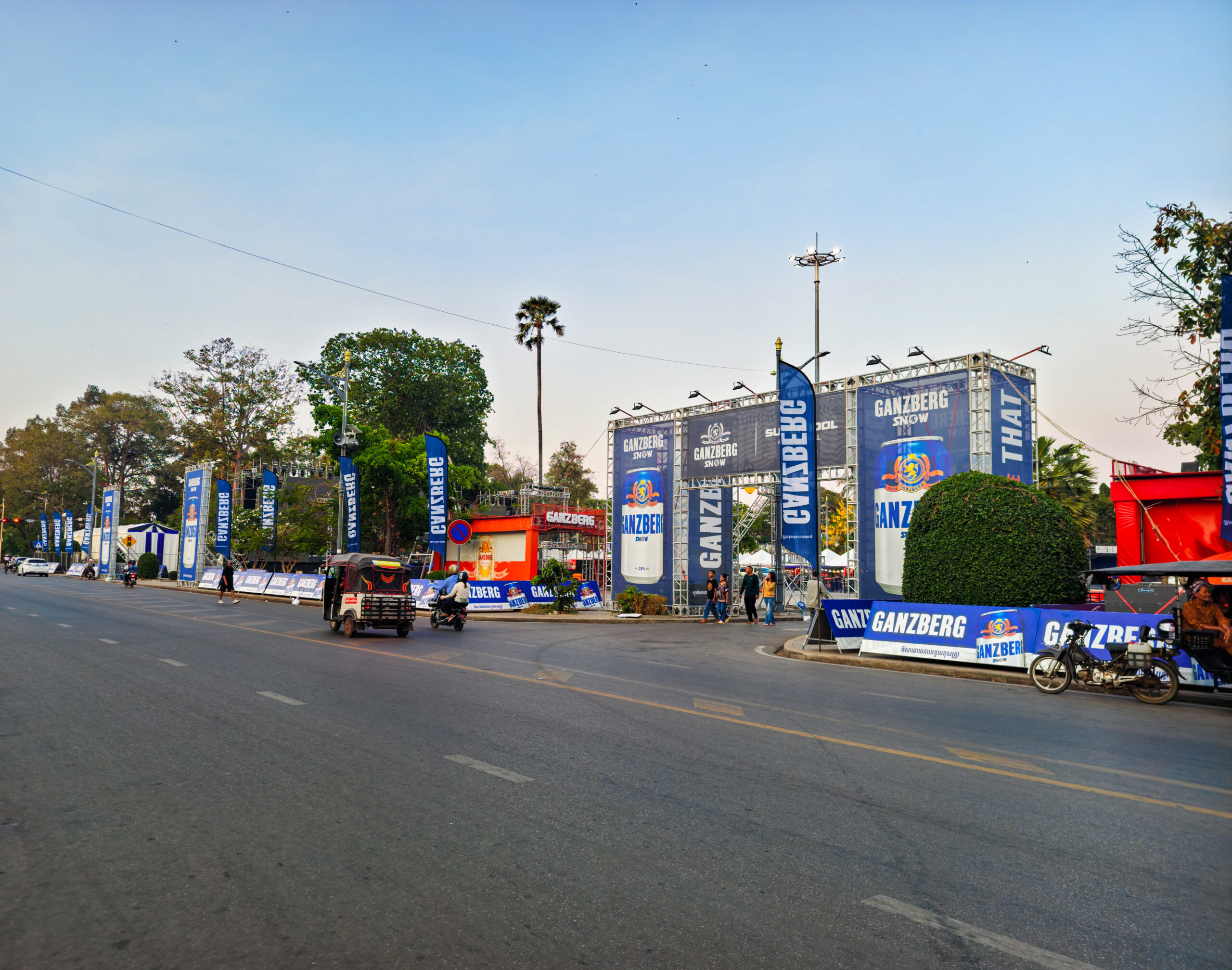 Ganzberg Super Idol Festival  ការប្រគំតន្រ្តីស្វាគមន៍ដ៏ធំប្រចាំឆ្នាំនៅលើទឹកដីខេត្តសៀមរាប វត្តមានកំពូលតារាចម្រៀង Sandara Park សំខាន់ចូលរួមដោយសេរី