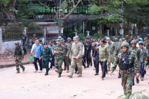 អភិបាលខេត្តឧត្តរមានជ័យ៖ កម្ពុជាជ្រើសរើសច្បាប់ និងការទូត ជាជាងអាវុធ ដើម្បីដោះស្រាយវិវាទព្រំដែនជាមួយថៃ