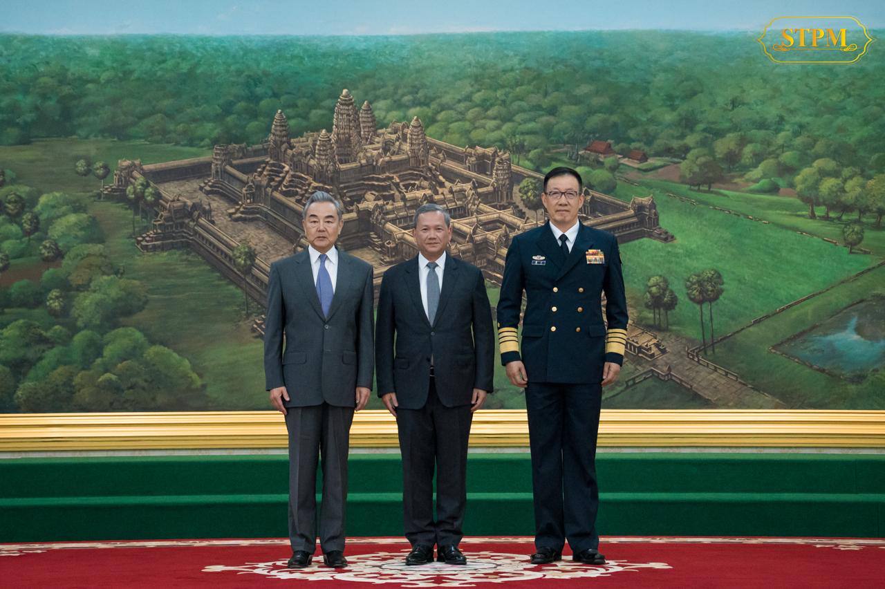 សម្ដេចធិបតី ហ៊ុន ម៉ាណែត ជួបពិភាក្សាការងារជាមួយរដ្ឋមន្ត្រីក្រសួងការបរទេសនិងរដ្ឋមន្ត្រីក្រសួងការពារជាតិចិន