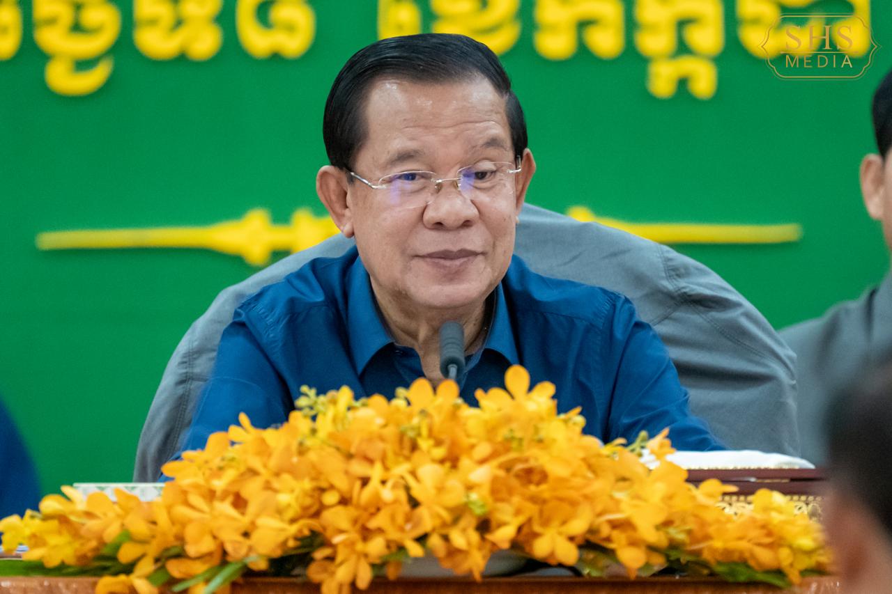 សម្តេចតេជោ ហ៊ុន សែន ណែនាំឱ្យបង្កើនកិច្ចសហប្រ តិបត្តិការតាមព្រំដែនជាមួយប្រទេសវៀតណាមនិងឡាវដើម្បីជំរុញសេដ្ឋកិច្ចពាណិជ្ជកម្មរវាងប្រទេសទាំងបី