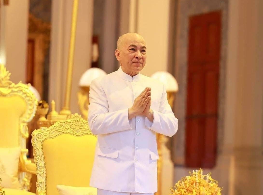 ព្រះមហាក្សត្រកោតសរសើរចំពោះប្រជាជាតិកម្ពុជានិងប្រមុខរាជរដ្ឋាភិបាលក្នុងការការពារនិងថែរក្សាប្រាសាទ ព្រះវិហារ