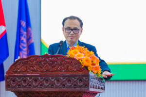 ឯកឧត្ដមឧបនាយករដ្ឋមន្ត្រីប្រចាំការ វង្សី វិស្សុត បើកសិក្ខាសាលាពិគ្រោះយោបល់ស្តីពី ផែនការយុទ្ធសាស្ត្រអភិវឌ្ឍន៍កសិកម្មខេត្តកំពង់ធំ ឆ្នាំ២០២៦-២០៣០