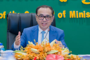ឯកឧត្តមឧបនាយករដ្ឋមន្រ្តីប្រចាំការ វង្សី វិស្សុត ផ្តល់ការតម្រង់ទិសដល់គណៈកម្មការជំនាញទទួលបន្ទុកតាមវិស័យនីមួយៗទាំង៤ នៃគណៈកម្មាធិការដឹកនាំការកែទម្រង់ច្បាប់