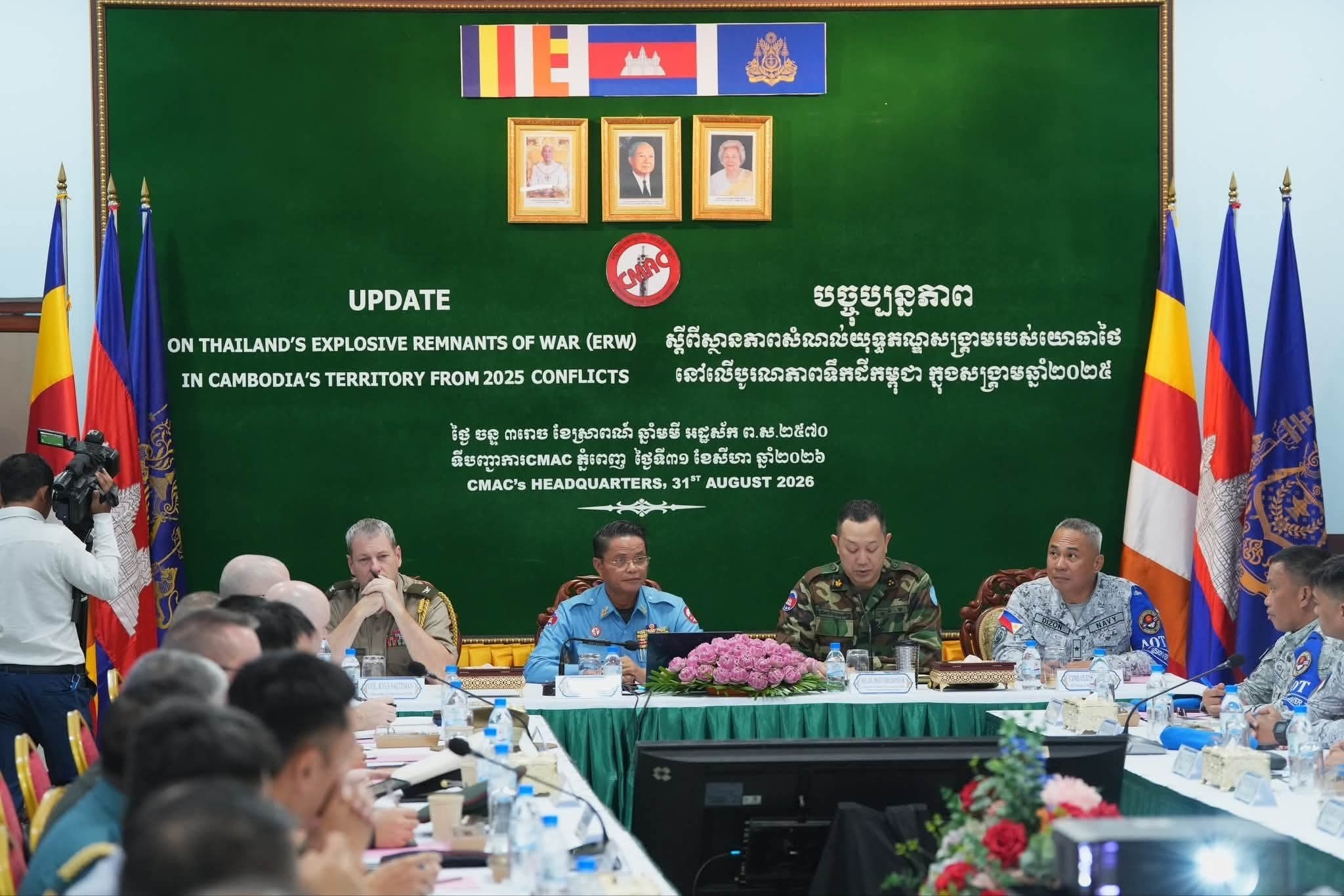 អគ្គនាយកស៊ីម៉ាក់ធ្វើបទបង្ហាញអំពីបច្ចុប្បន្នភាពនៃស្ថានភាពសំណល់យុទ្ធភណ្ឌសង្គ្រាមរបស់យោធាថៃនៅលើបូរណភាពទឹកដីកម្ពុជាក្នុងសង្គ្រាមឆ្នាំ២០២៥