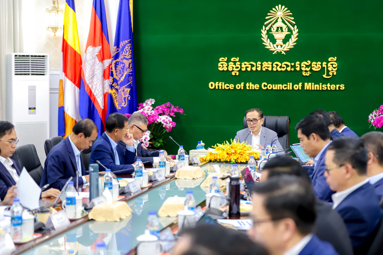 ឯកឧត្តមឧបនាយករដ្ឋមន្រ្តីប្រចាំការ វង្សី វិស្សុត បន្តដឹកនាំកិច្ចប្រជុំរៀបចំសន្និសីទអន្តរជាតិស្តីពីការប្រយុទ្ធប្រឆាំងការឆបោកតាមប្រព័ន្ធបច្ចេកវិទ្យានៅកម្ពុជា