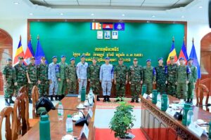 មេបញ្ជាការយោធភូមិភាគទី៥ ជួបប្រធានបេសកកម្ម AOT ដើម្បីពិភាក្សាអំពីការវិវត្តថ្មីៗនៃស្ថានភាពព្រំដែនកម្ពុជា-ថៃ